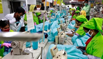 Experienced Team at Mahir Fashion Ensuring Seamless Apparel Sourcing and Manufacturing